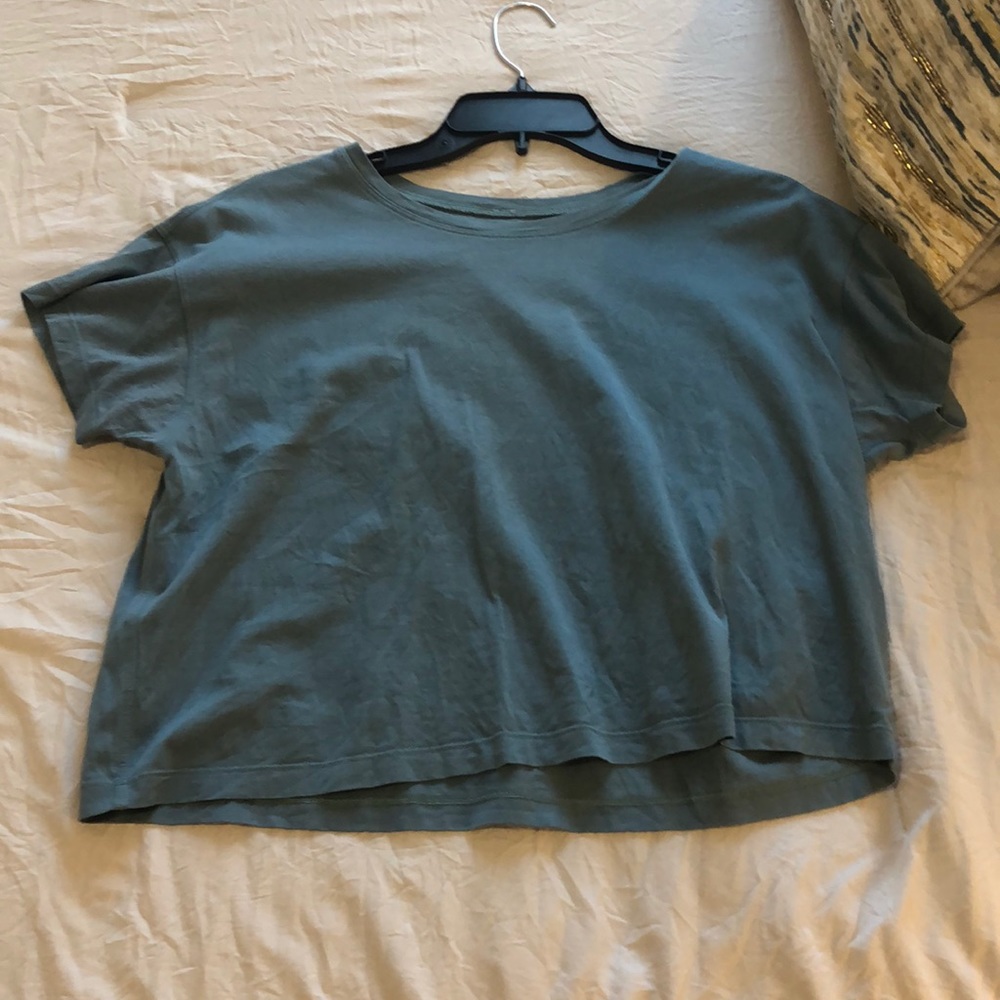 Lululemon top